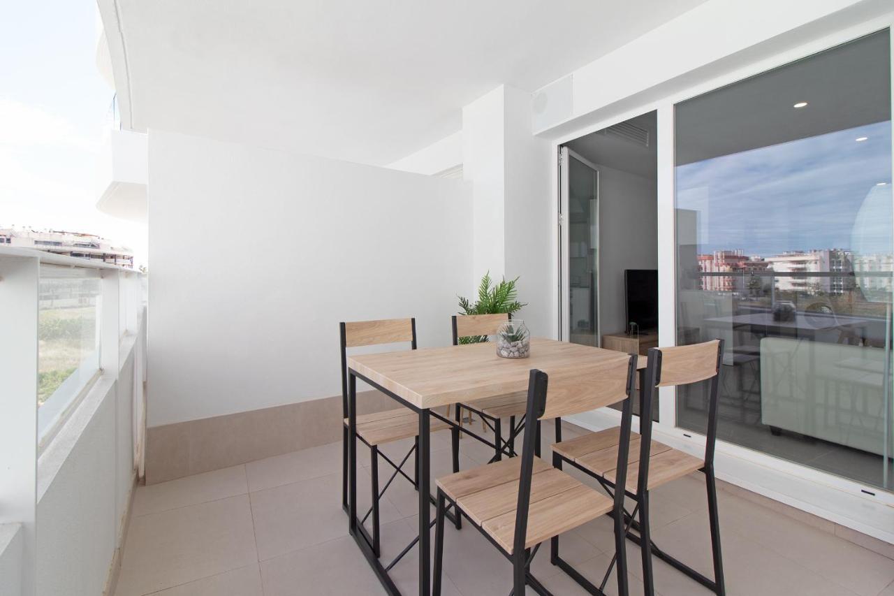 Global Properties, Apartamento Con Terraza Y Vistas A La Piscina En Gran Canet Canet d'En Berenguer Exterior foto