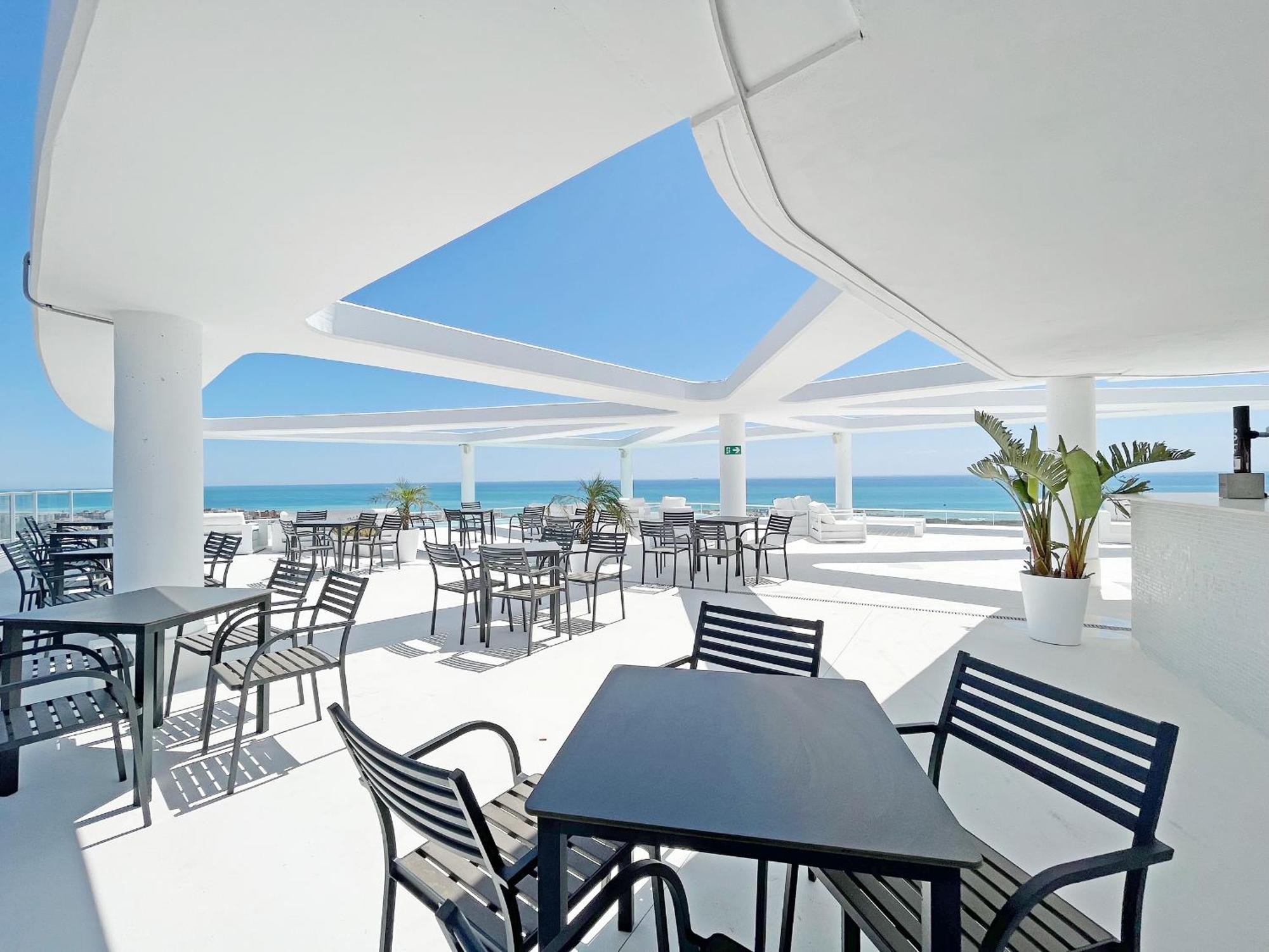 Global Properties, Apartamento Con Terraza Y Vistas A La Piscina En Gran Canet Canet d'En Berenguer Exterior foto